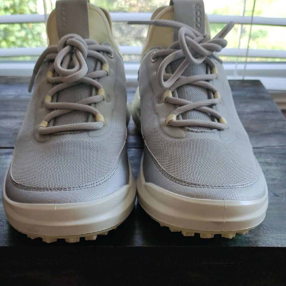 Ecco Light Gray Sneakers with Yellow Highlights - Picture 7 of 9
